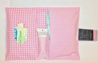 Windeletui mit Namen rosa/grau 2